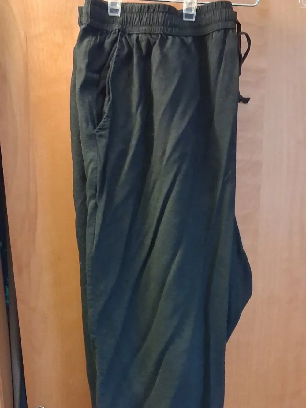 Coral Bay Woman 3X Elastic Waist Drawstring Lightweight Black Capris